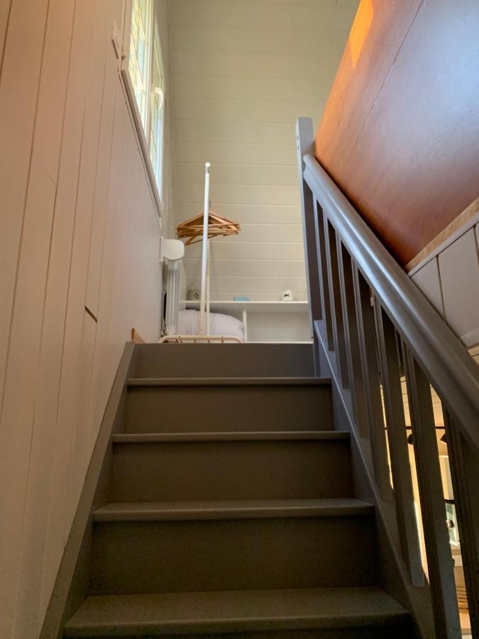 Resid Home 5 - Duplex Cosy Avec Parking Gratuit Saint-Leonard  Bagian luar foto