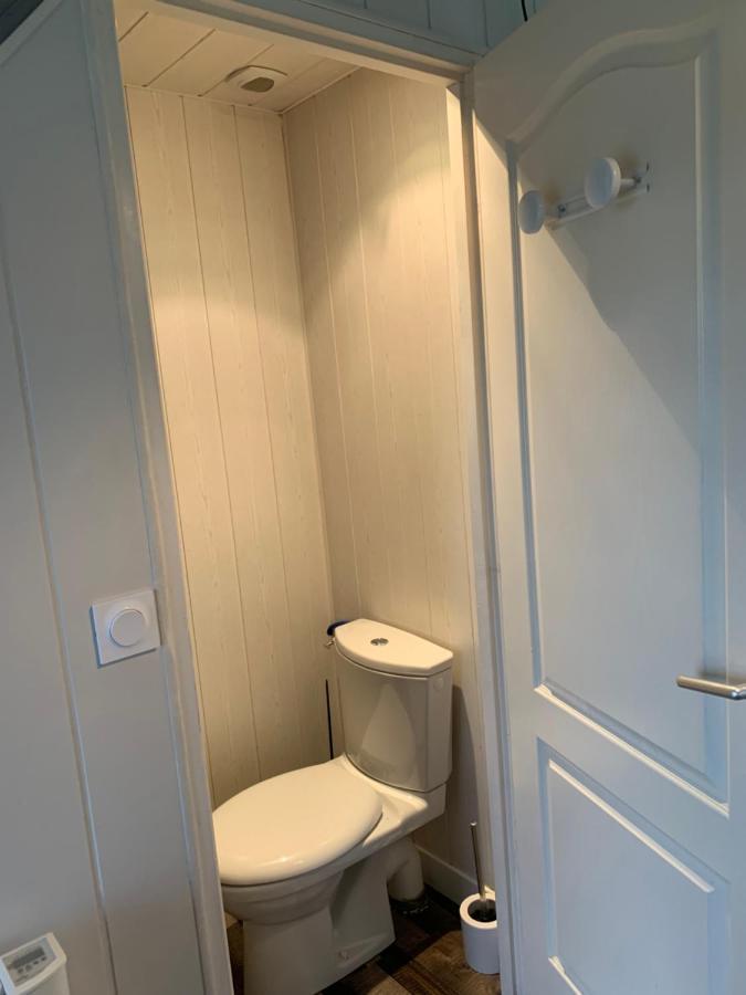 Resid Home 5 - Duplex Cosy Avec Parking Gratuit Saint-Leonard  Bagian luar foto